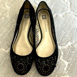 Anne Klein Black Shoes Size 9
